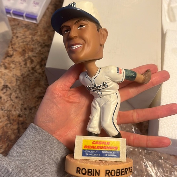 Wilmington, blue rocks, Robin Roberts bobble head - Picture 1 of 2